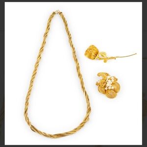 2 Hattie Carnegie Brooches & Necklace